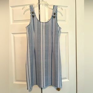 Sleeveless dress, slightly fitted, Never Worn